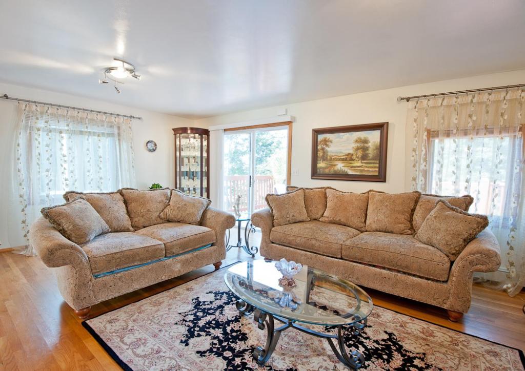 Beautiful Apartment-5 Beds-Full Kitchen-Parking-Super Clean! Boston Exterior photo