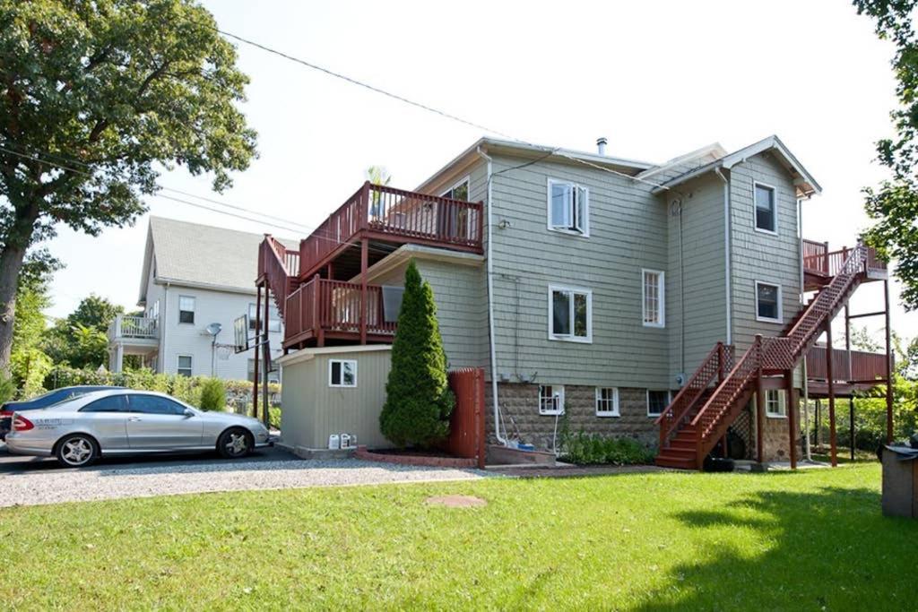 Beautiful Apartment-5 Beds-Full Kitchen-Parking-Super Clean! Boston Exterior photo