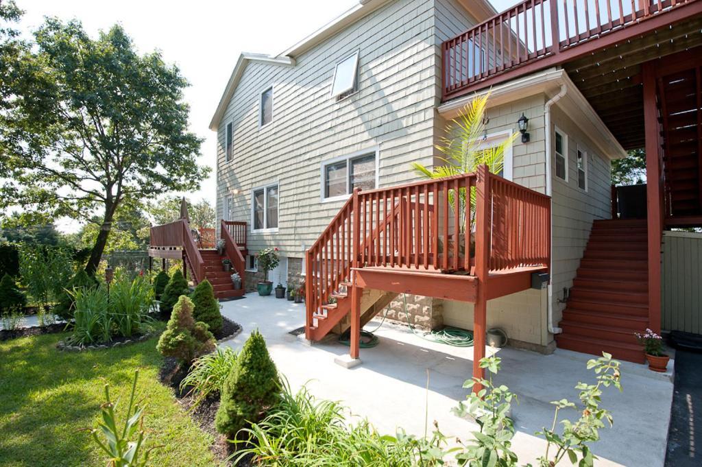 Beautiful Apartment-5 Beds-Full Kitchen-Parking-Super Clean! Boston Exterior photo